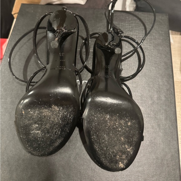 Saint Laurent Cassandra YSL logo heels - Picture 3 of 6